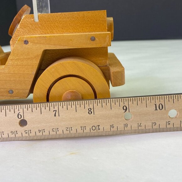 Wood Jeep Toy Decor - Picture 11 of 11